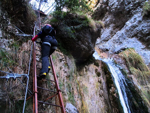 Foto: Andreas Koller / Klettersteigtour / Via ferrata del Burrone Tullio Giovanelli (876m) / 31.03.2017 01:23:26