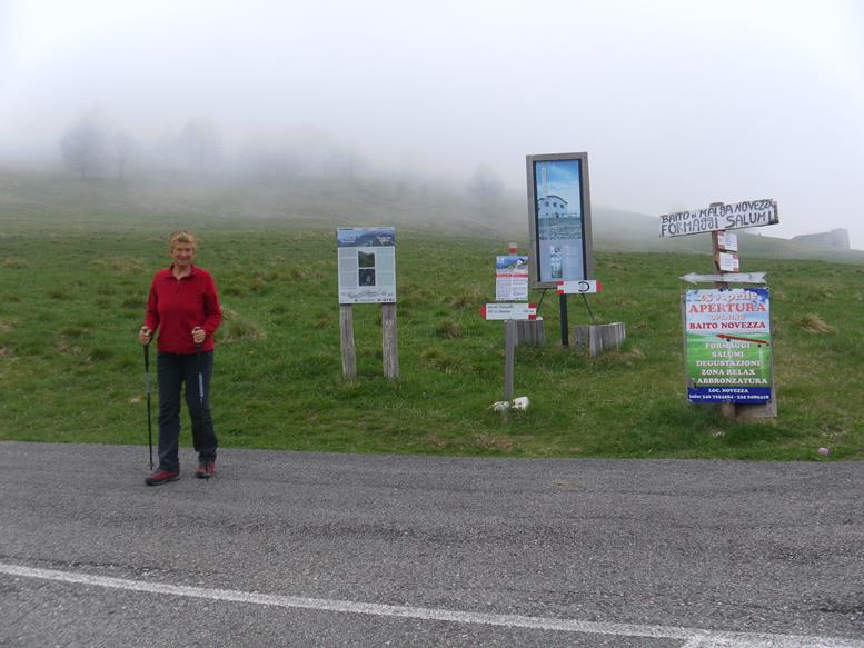 Foto: Wolfgang Lauschensky / Wandertour / Cima Valdritta Südostanstieg / Strada di Monte Baldo / 27.04.2017 18:17:12