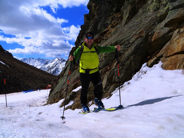 Foto: Andreas Koller / Skitour / Unbekannter SO-Grat auf den Hintereiskopf (3289m) / 17.05.2017 22:47:16