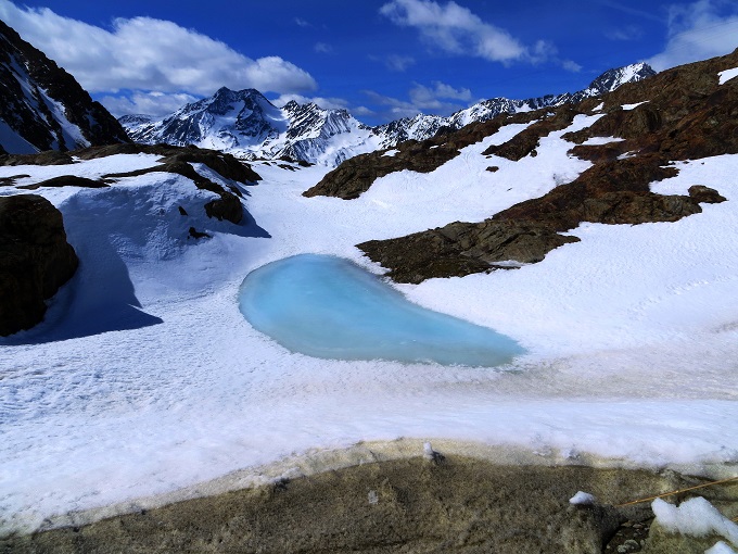 Foto: Andreas Koller / Skitour / Unbekannter SO-Grat auf den Hintereiskopf (3289m) / 17.05.2017 22:46:33