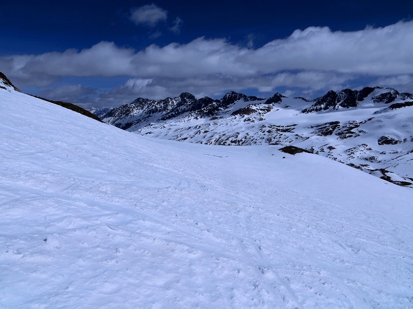 Foto: Andreas Koller / Skitour / Unbekannter SO-Grat auf den Hintereiskopf (3289m) / 17.05.2017 22:44:56