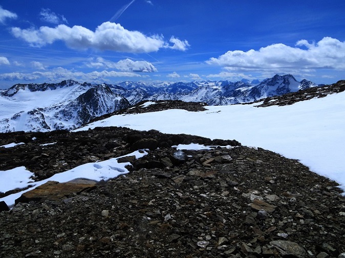 Foto: Andreas Koller / Skitour / Unbekannter SO-Grat auf den Hintereiskopf (3289m) / 17.05.2017 22:43:26