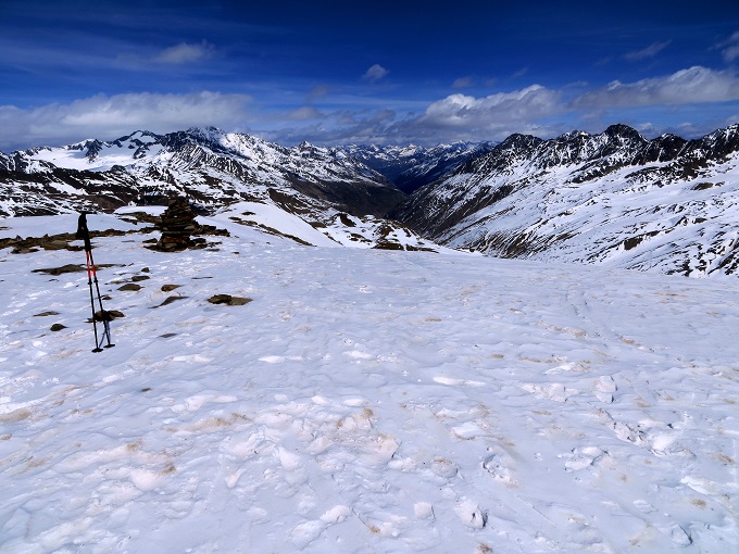 Foto: Andreas Koller / Skitour / Unbekannter SO-Grat auf den Hintereiskopf (3289m) / 17.05.2017 22:41:27