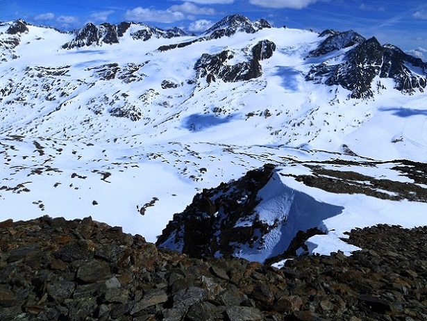 Foto: Andreas Koller / Skitour / Unbekannter SO-Grat auf den Hintereiskopf (3289m) / 17.05.2017 22:39:06