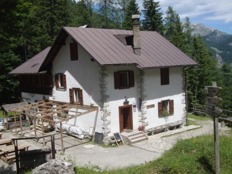 Foto: Wolfgang Dröthandl / Wandertour / Rifugio Giaf und Anello di Bianchi / Nach 2 1/2h wieder zurück bei der Hütte / 23.06.2017 15:58:32