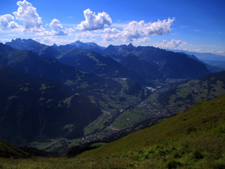 Foto: Andreas Koller / Klettersteigtour / Klettersteig Hochjoch (2520m) / Abstieg zum Sennigrat / 16.10.2017 23:10:40
