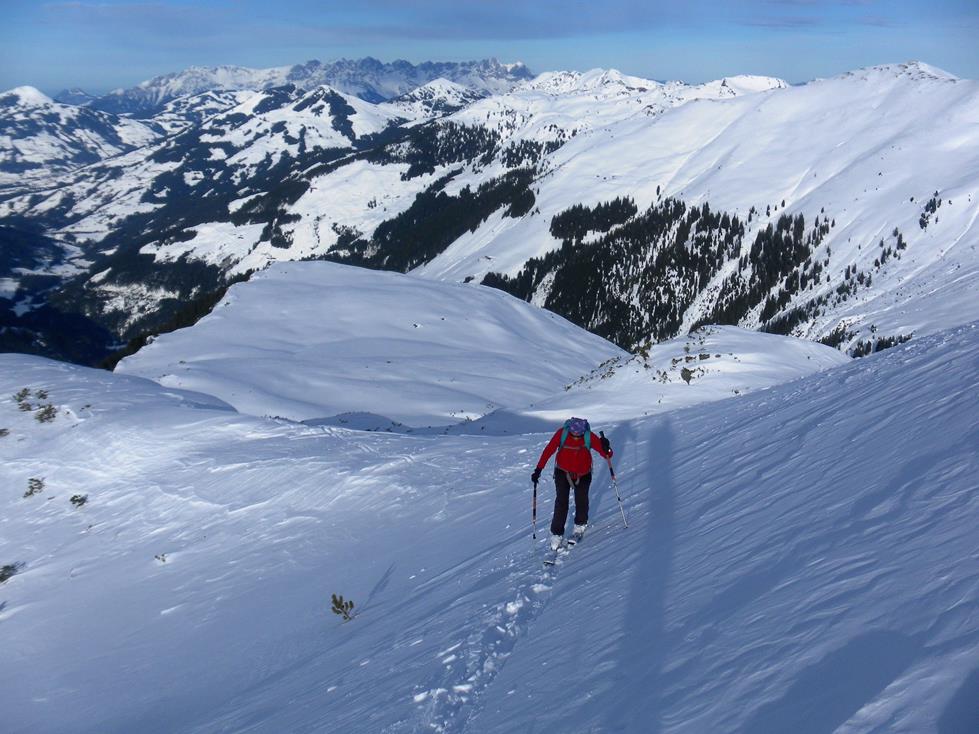 Foto: Wolfgang Lauschensky / Skitour / Gamskogel 2206m aus dem Windautal / Gratrücken nach der Rinne / 28.01.2018 01:38:55