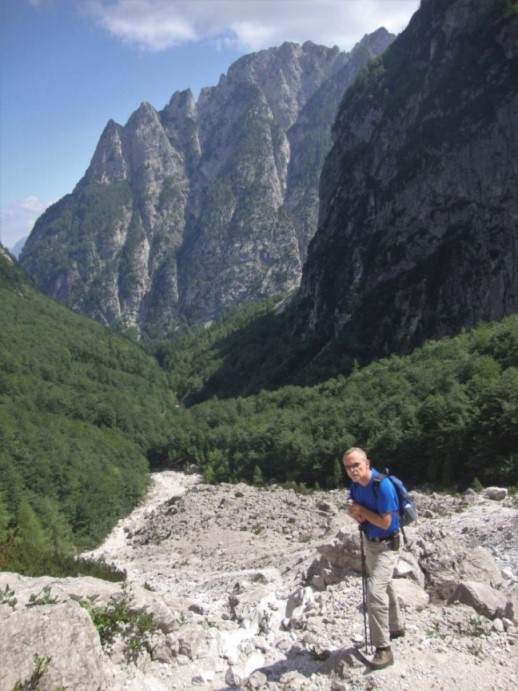 Foto: Wolfgang Dröthandl / Wandertour / Val Romana - Runde / Querung bzw. Aufstieg durch die Geröllhalde am Fuße der Punta dei Camosci / 27.06.2018 14:56:07