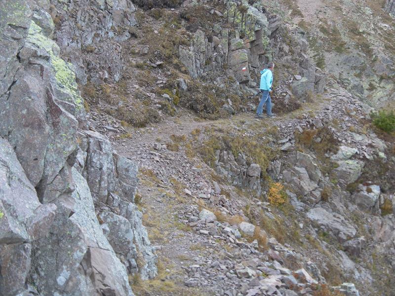 Foto: Wolfgang Lauschensky / Wandertour / Monte Croce und Monte Rujoch / felsiger Quergang / 29.10.2018 00:13:31
