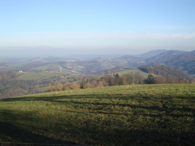 Foto: Wolfgang Dröthandl / Wandertour / Kukubauerwiese - Überschreitung / Blick vom Gipfel ostwärts Richtung Schöpfl / 16.11.2018 17:34:32