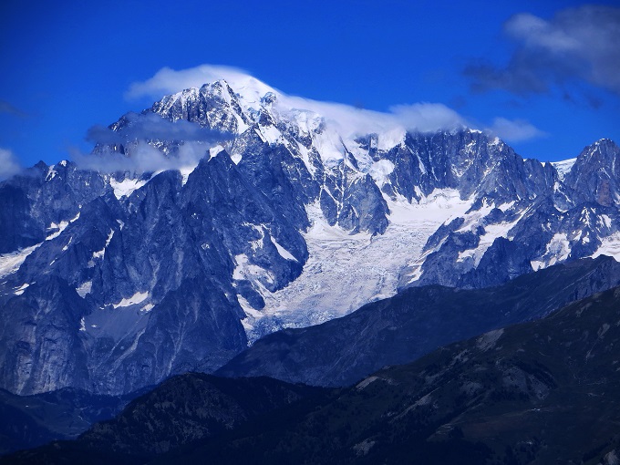 Foto: Andreas Koller / Wandertour / Kammtour über Pila (2825m) / Montblanc (4810m) / 28.11.2018 01:10:46