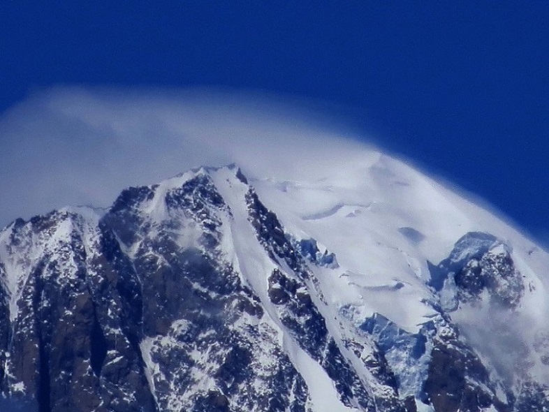 Foto: Andreas Koller / Wandertour / Kammtour über Pila (2825m) / Montblanc (4810m) / 28.11.2018 01:10:05