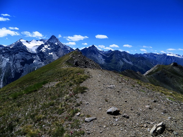 Foto: Andreas Koller / Wandertour / Kammtour über Pila (2825m) / Blick über die Punta Tsa Setse zur Paradiso-Gruppe / 28.11.2018 01:05:20