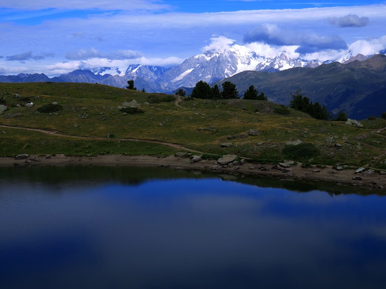 Foto: Andreas Koller / Wandertour / Monte Emilius Normalroute (3559m) / 04.12.2018 01:32:54