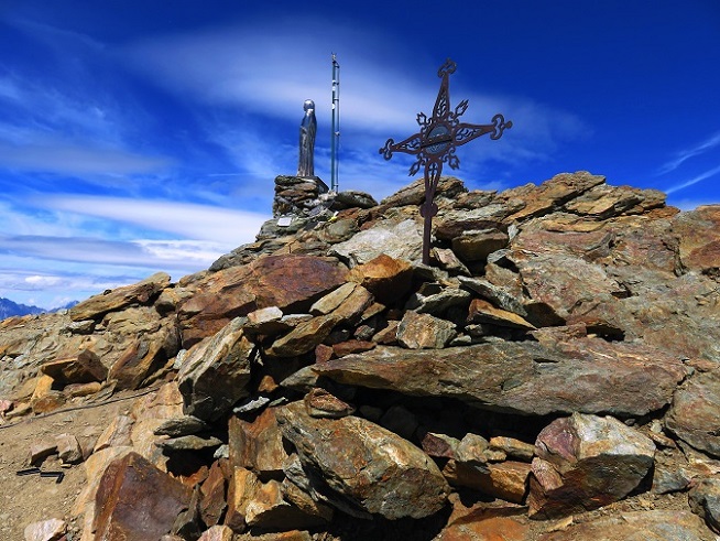 Foto: Andreas Koller / Wandertour / Monte Emilius Normalroute (3559m) / Erreichen des Gipfels / 04.12.2018 01:23:57