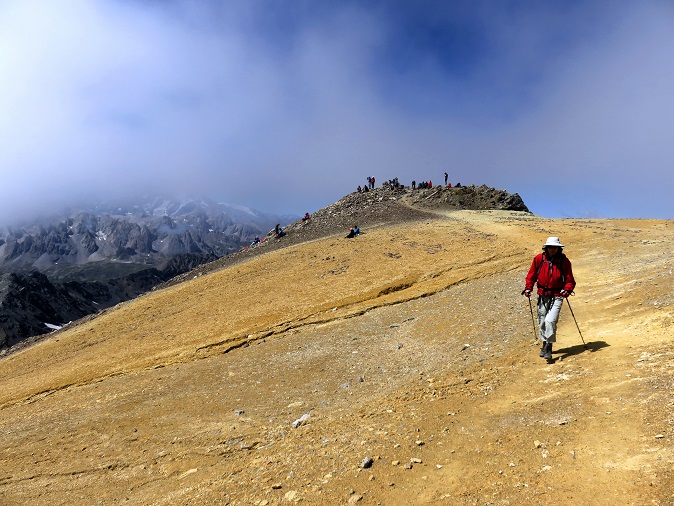 Foto: Andreas Koller / Wandertour / Mondlandschaft am Mont Thabor (3178m) / Die letzten beeindruckenden Meter zum Gipfel / 17.01.2019 01:27:13