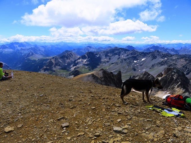 Foto: Andreas Koller / Wandertour / Mondlandschaft am Mont Thabor (3178m) / Einmal muss man wieder absteigen - trotz der großartigen Aussicht / 17.01.2019 01:24:06