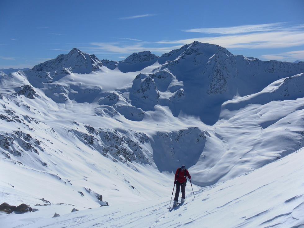 Foto: Wolfgang Lauschensky / Skitour / Piz Rims 3056m über Ostkar / Piz Sesvenna und sein Gletscher / 09.03.2019 16:53:00