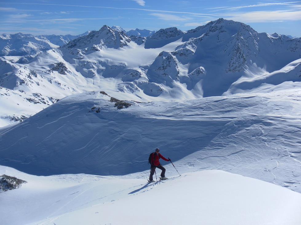 Foto: Wolfgang Lauschensky / Skitour / Piz Rims 3056m über Ostkar / am Südrücken / 09.03.2019 16:52:32
