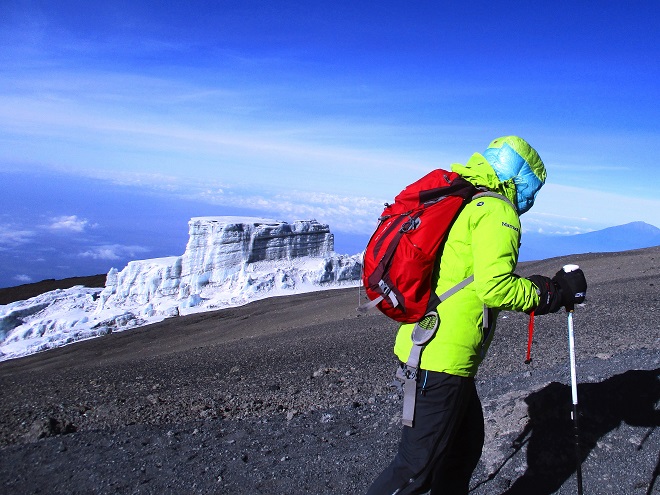 Foto: Andreas Koller / Wandertour / Climb and run: Kilimanjaro (5895m) / 14.04.2019 00:37:48