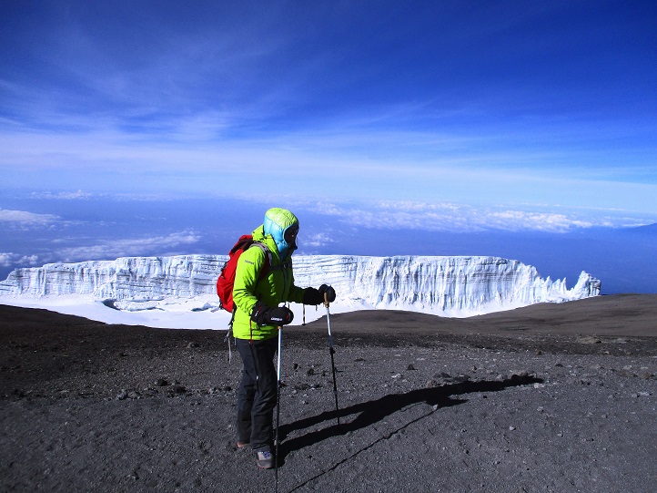 Foto: Andreas Koller / Wandertour / Climb and run: Kilimanjaro (5895m) / 14.04.2019 00:35:44