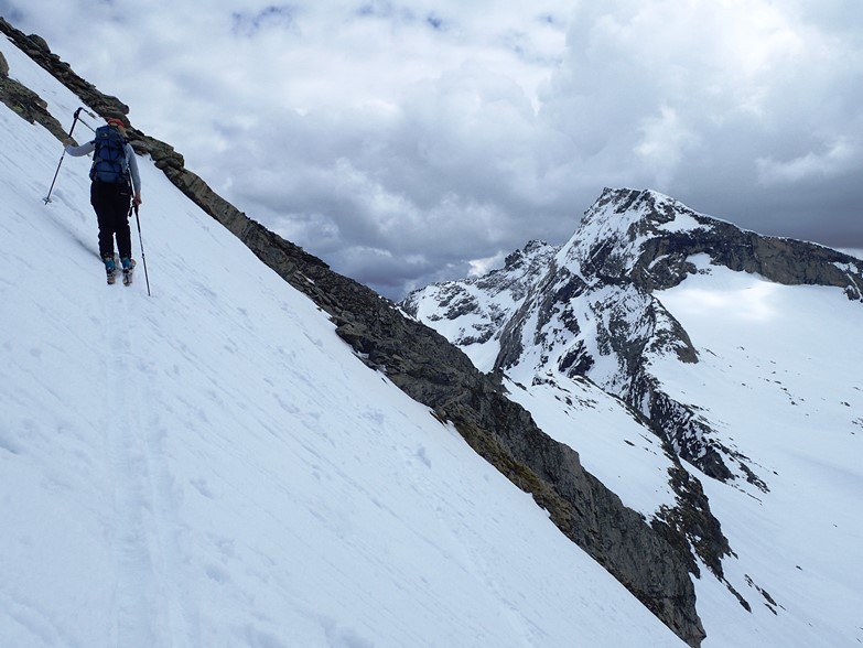 Foto: Manfred Karl / Skitour / Petereck, 2893 m / In der Gipfelflanke, im Hintergrund Kleiner und Großer Hafner / 12.05.2019 19:51:29