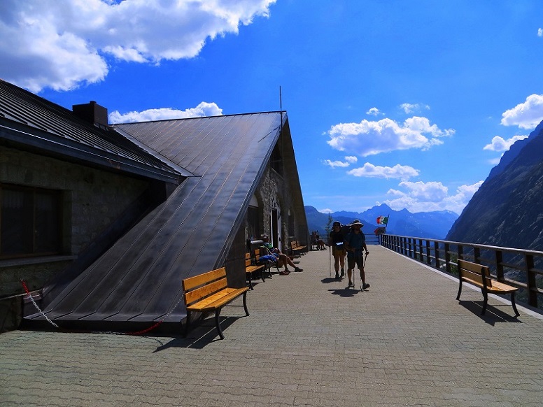 Foto: Andreas Koller / Wandertour / Im Val Ferret zum Rifugio Elena (2061m) / Rif. Elena / 17.05.2019 02:30:00