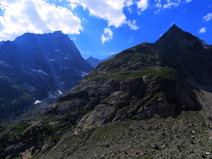 Foto: Andreas Koller / Wandertour / Im Val Ferret zum Rifugio Elena (2061m) / Abstieg / 17.05.2019 02:29:13