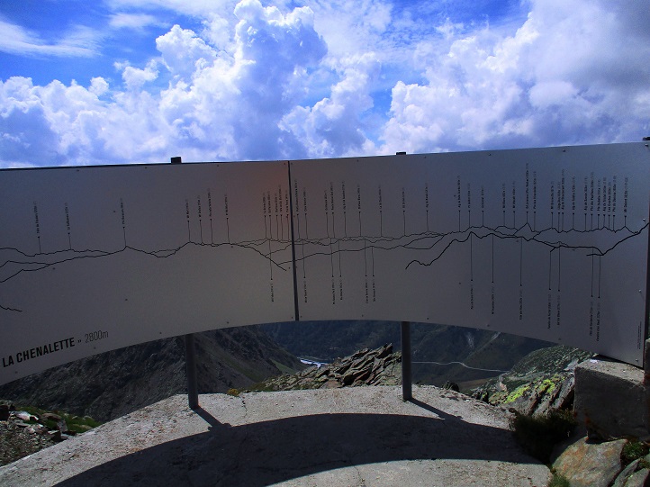 Foto: Andreas Koller / Klettersteigtour / Via ferrata de la Grande Chenalette et Pointe de Drone (2950m) / 02.08.2019 19:16:48