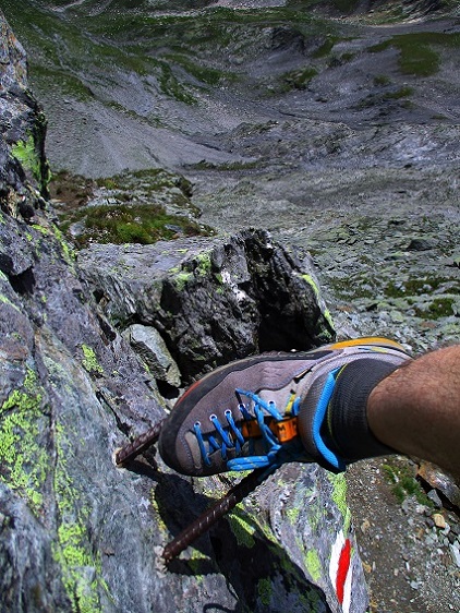 Foto: Andreas Koller / Klettersteigtour / Via ferrata de la Grande Chenalette et Pointe de Drone (2950m) / Die einzige kurze B-Stelle / 02.08.2019 19:08:35
