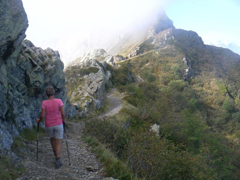 Foto: Wolfgang Lauschensky / Wandertour / Monte Tamaro 1963m bis Monte Lema 1619m / Bocchetta del Motto Rotondo / 04.10.2019 01:12:37