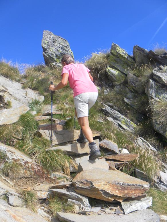 Foto: Wolfgang Lauschensky / Wandertour / Monte Tamaro 1963m bis Monte Lema 1619m / Monte Tamaro Ostgrat / 04.10.2019 01:12:30