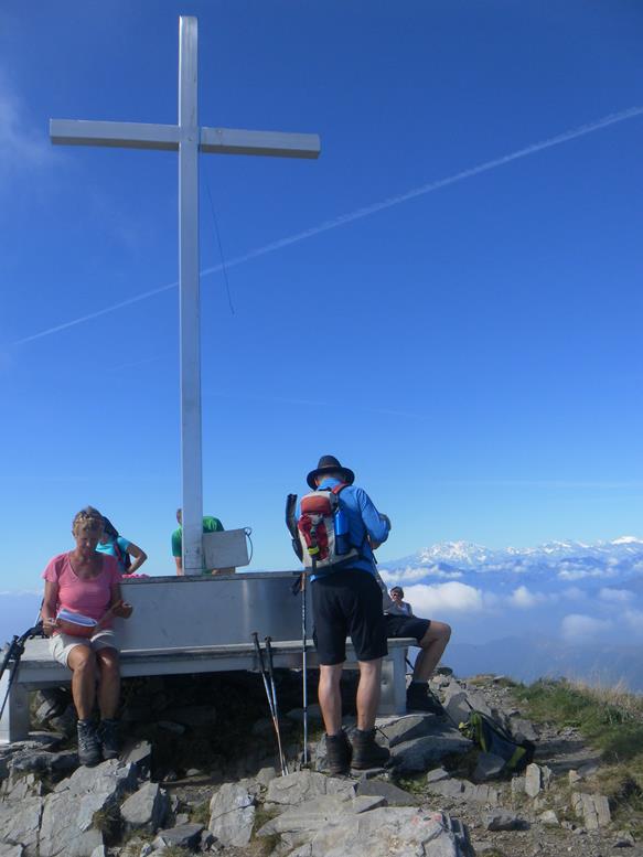 Foto: Wolfgang Lauschensky / Wandertour / Monte Tamaro 1963m bis Monte Lema 1619m / Monte Tamaro / 04.10.2019 01:12:26