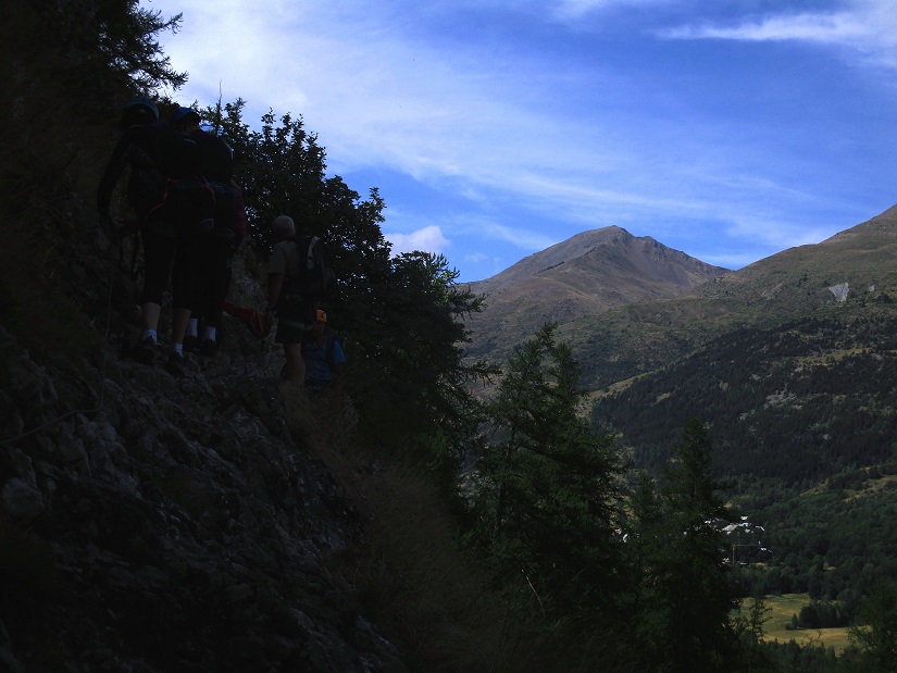 Foto: Andreas Koller / Klettersteigtour / Via ferrata du Rocher du Bez (1650m) / Das Präludium / 14.11.2019 00:05:37