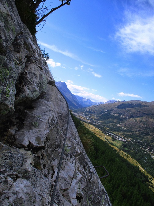 Foto: Andreas Koller / Klettersteigtour / Via ferrata du Rocher du Bez (1650m) / Exponiert / 14.11.2019 00:03:21