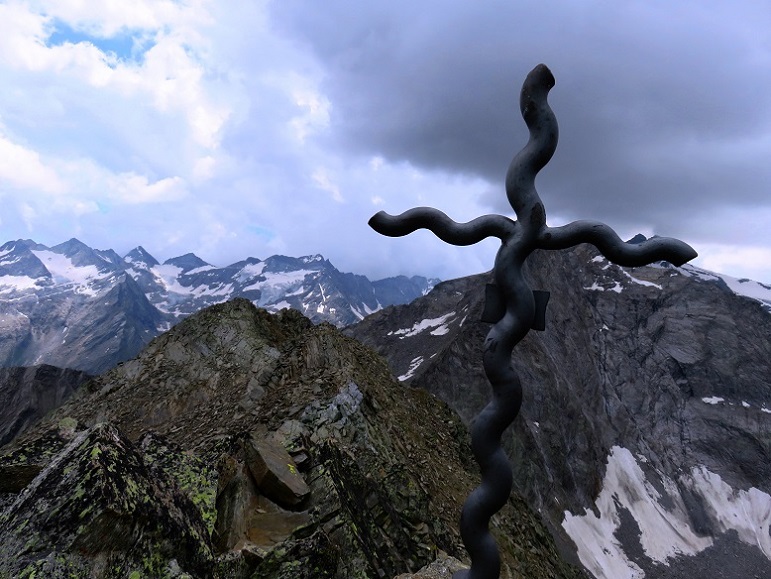 Foto: Andreas Koller / Wandertour / Punta Fenilia (3053m) / Am Gipfel der Punta Fenilia / 15.12.2019 23:46:54