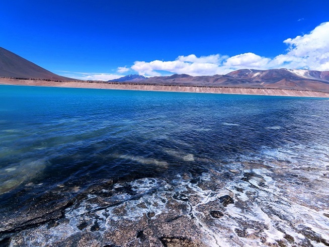 Foto: Andreas Koller / Wandertour / Große Salzwanderung um die Laguna Verde (4408m) / 28.01.2020 01:30:45