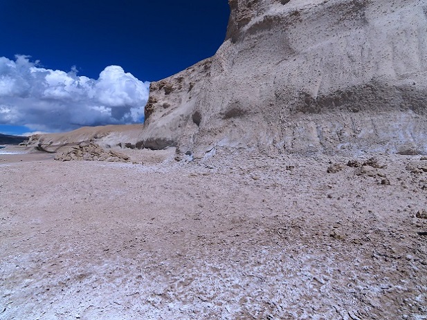 Foto: Andreas Koller / Wandertour / Große Salzwanderung um die Laguna Verde (4408m) / 28.01.2020 01:30:33