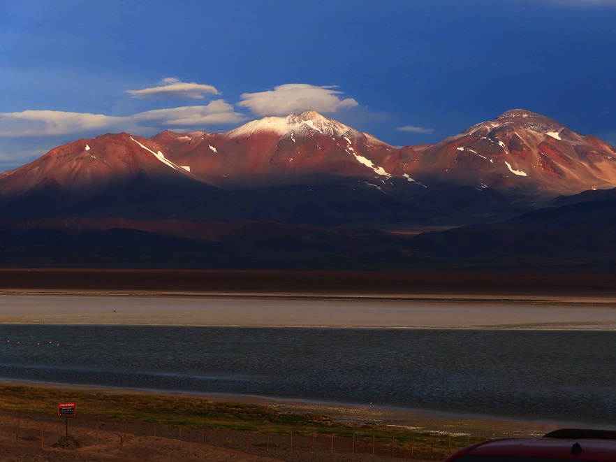 Foto: Andreas Koller / Wandertour / Cerro Laguna Santa Rosa (4132m) / Tres Cruces (6748m) / 30.01.2020 02:36:26