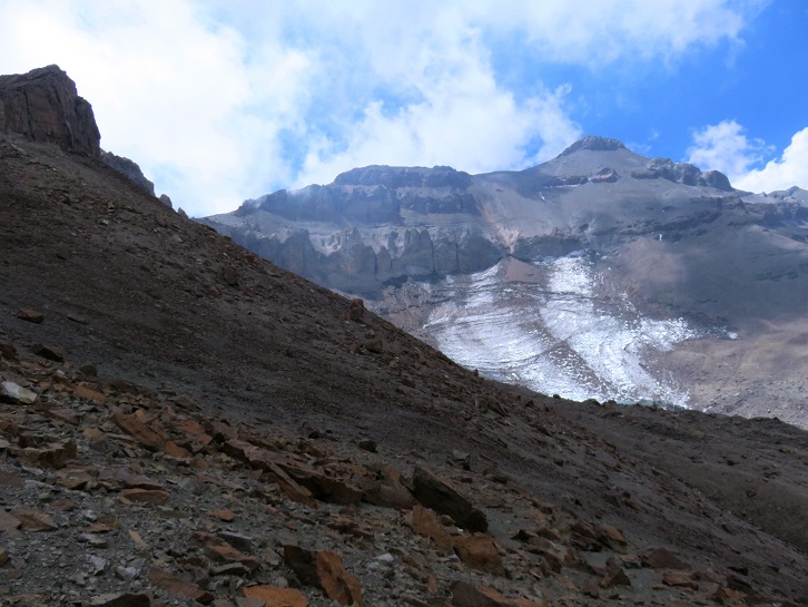 Foto: Andreas Koller / Wandertour / Plomo-Trekking 4: Cerro Leonera (4954m) / Blick auf den Cerro Leonera / 28.02.2020 21:21:20