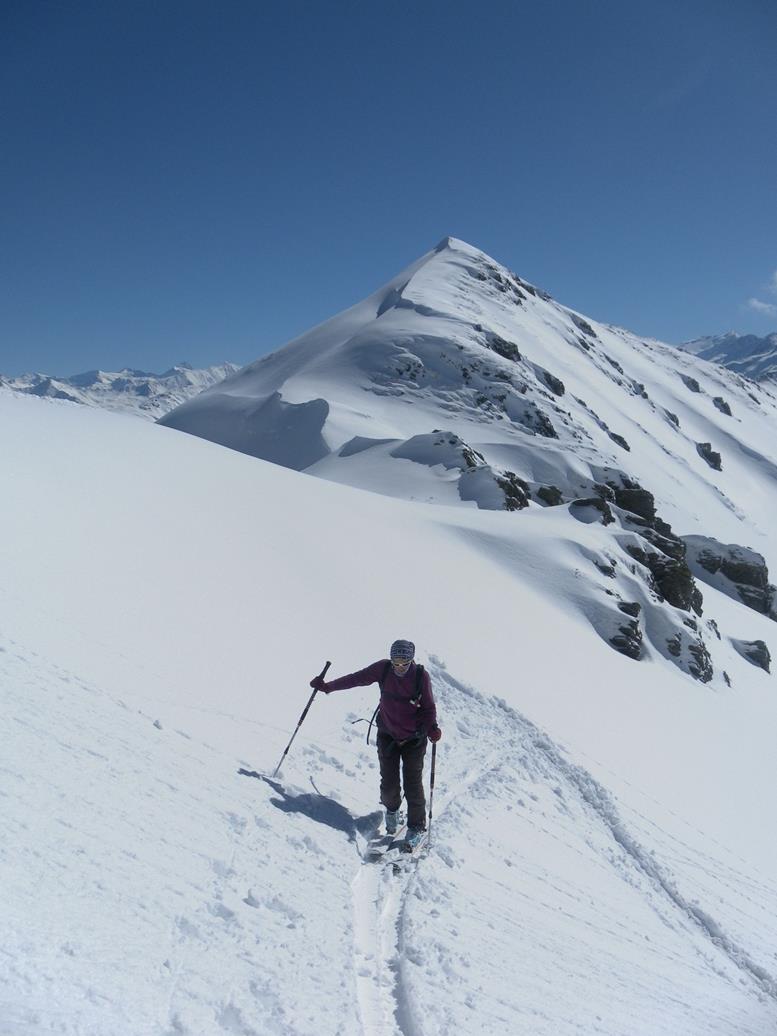 Foto: Wolfgang Lauschensky / Skitour / Gamsbeil 2169m aus dem Windautal / felsige Kammerhebung / 10.03.2020 10:50:55