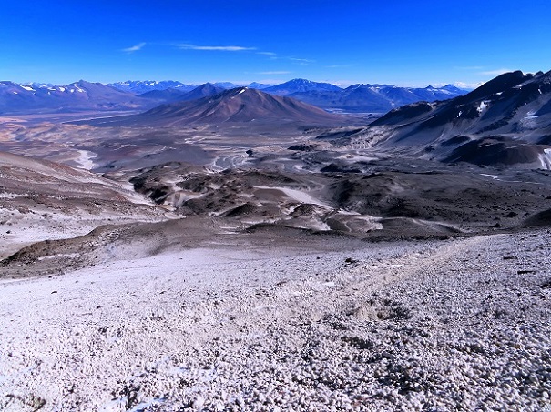 Foto: Andreas Koller / Wandertour / Nevado Ojos del Salado (6893m) / 04.04.2020 00:56:58