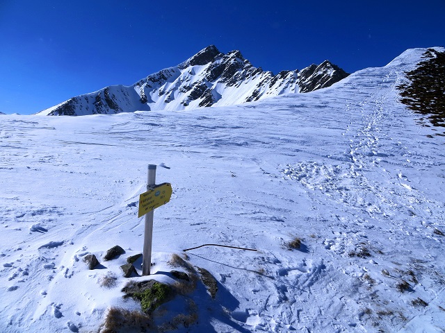 Foto: Andreas Koller / Skitour / Durchs Paradies auf die Krugtörlspitze (2042m) / Hasentörl / 22.04.2020 00:38:36