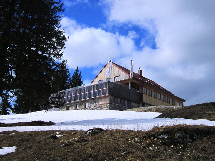 Foto: Andreas Koller / Wandertour / Genusswanderung zum Tirolerkogel (1379m) / Annaberger Haus / 26.04.2020 01:20:24