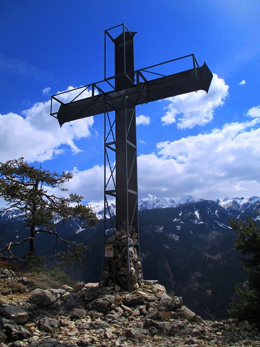 Foto: Andreas Koller / Klettersteigtour / Via ferrata Attilio Sieff auf die Punta Polse (1450m) / Punta Polse / 15.06.2020 23:54:42