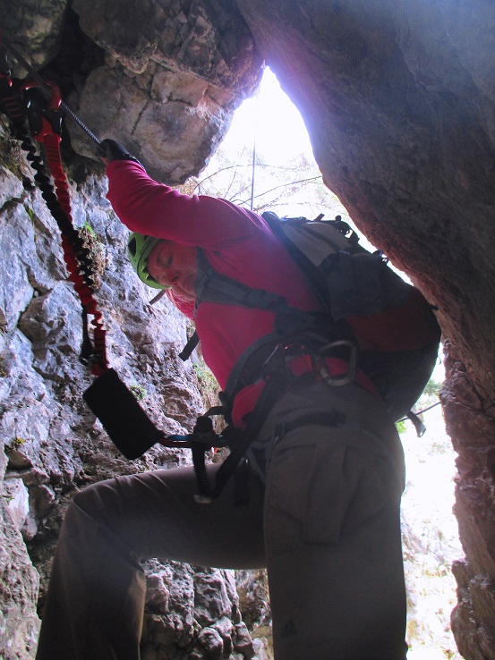 Foto: Andreas Koller / Klettersteigtour / Via ferrata Attilio Sieff auf die Punta Polse (1450m) / Abklettern / 15.06.2020 23:53:26