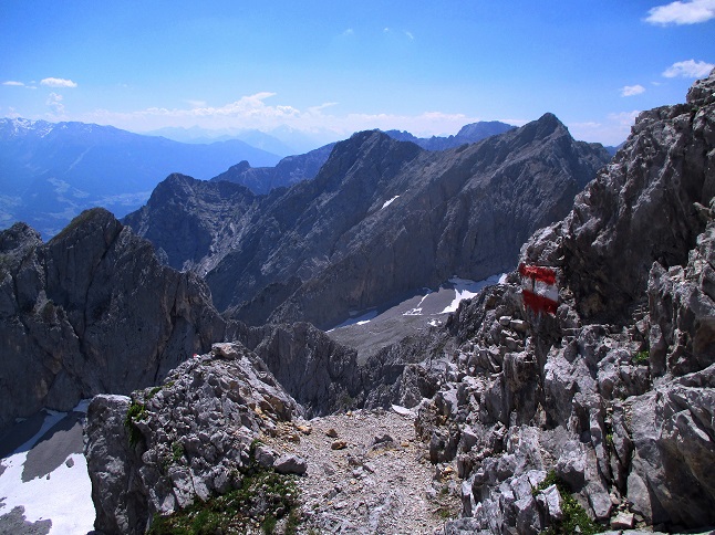 Foto: Andreas Koller / Klettersteigtour / Klettersteig Brudertunnel und Lamsenspitze (2508m) / Abstieg von der Lamsenspitze / 12.09.2020 22:23:38