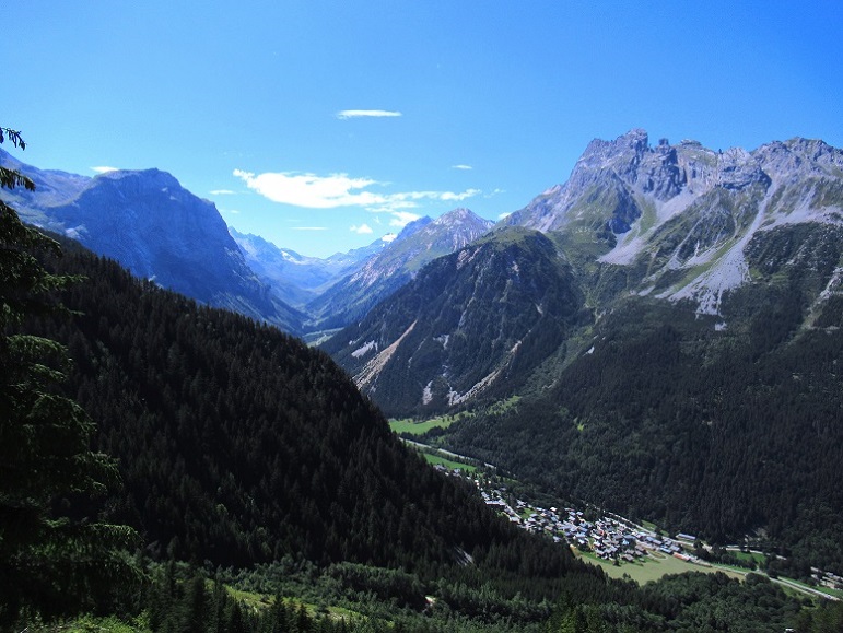 Foto: Andreas Koller / Wandertour / Mont Chevrier (2085m) / 19.11.2020 13:40:30