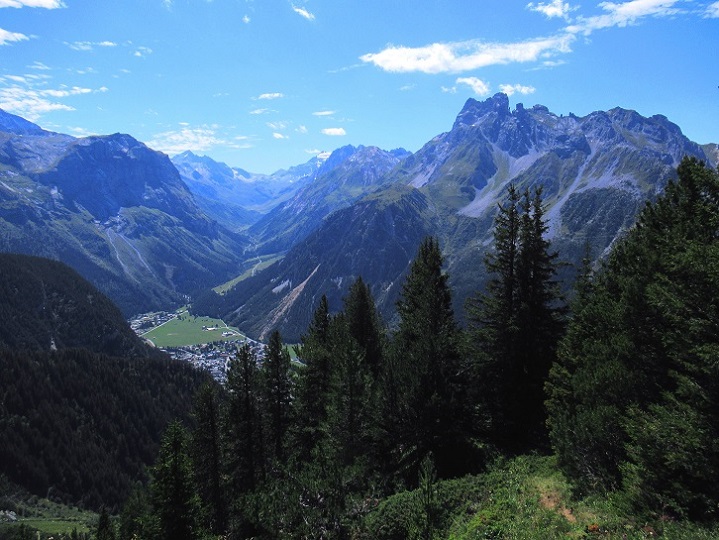 Foto: Andreas Koller / Wandertour / Mont Chevrier (2085m) / 19.11.2020 13:39:19