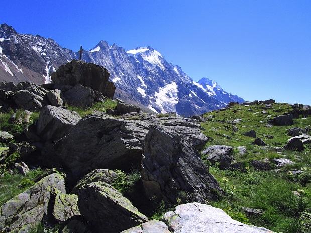 Foto: Andreas Koller / Klettersteigtour / Klettersteig Rock Metal Climbing zur Anenhütte (2366m) / 25.12.2020 18:20:10